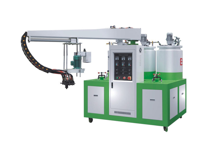 In what fields are PU polyurethane foaming machine equipment mainly used